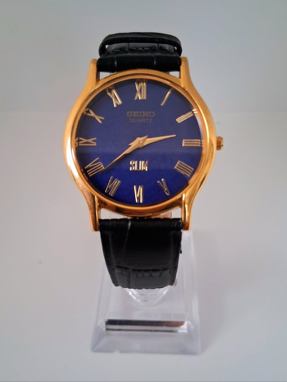 Seiko Super Slim Men's Vintage Leather Wrist Watch RARENew Ray Bans with Gunmeta